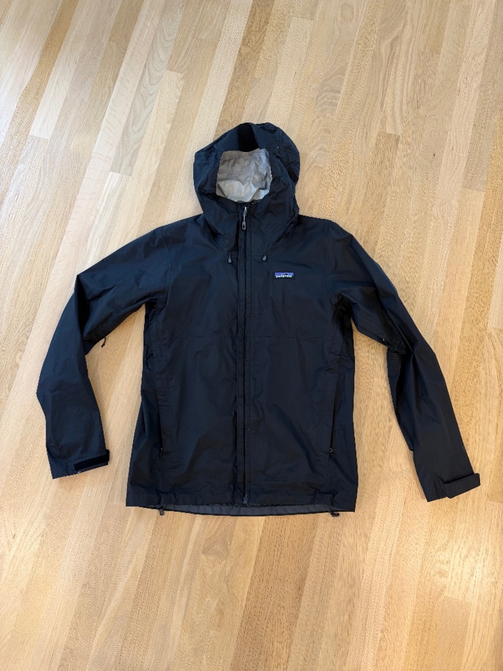 Patagonia Men wind breaker/rain jacket